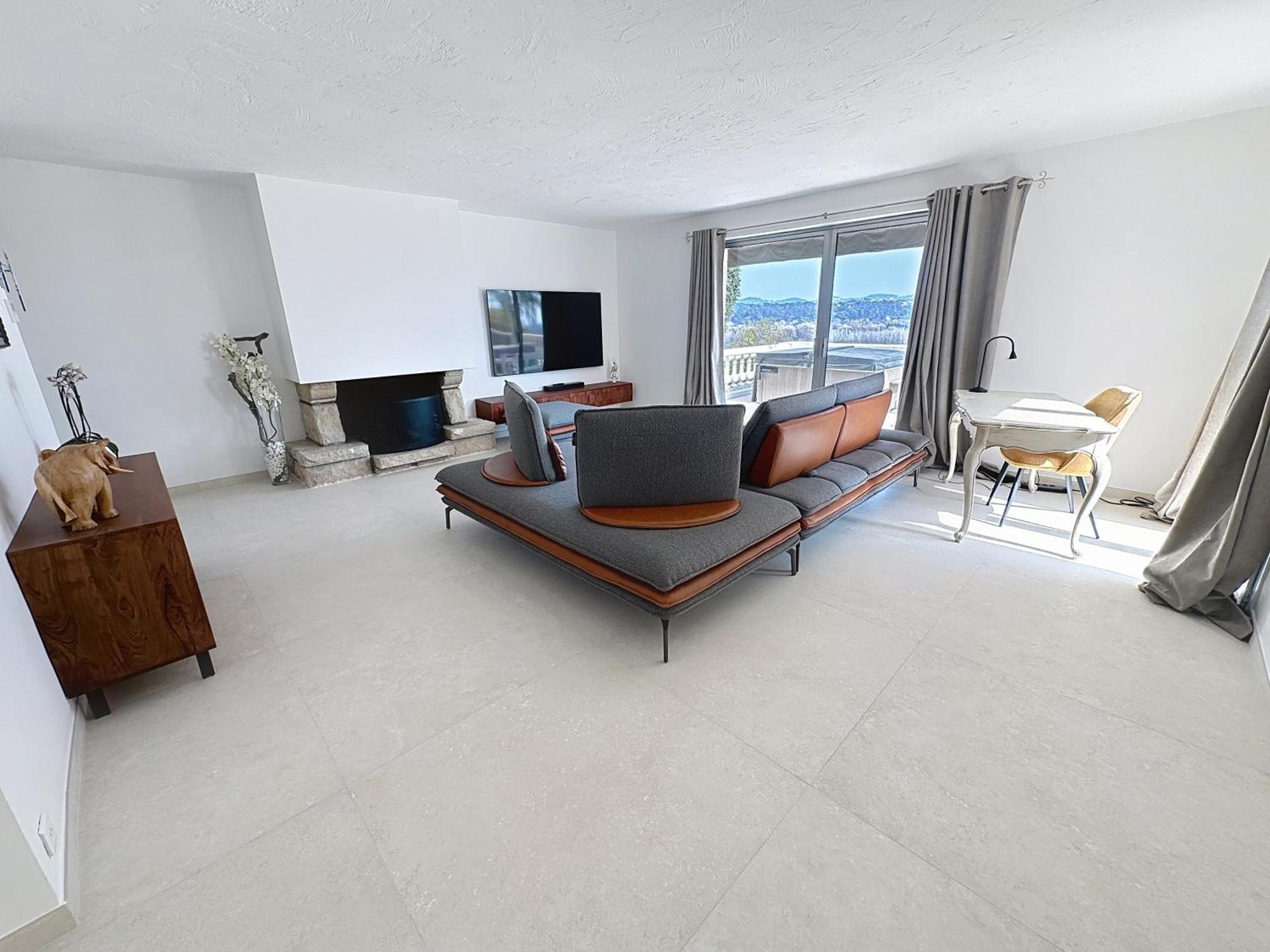3 Bedrooms Villa Near Cannes - Pool & Jacuzzi - Sea View Манделю-ла-Напул Екстериор снимка