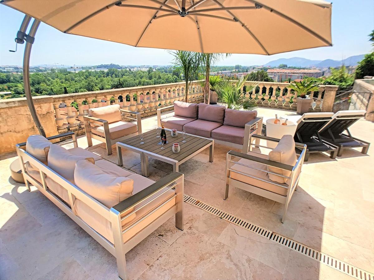 3 Bedrooms Villa Near Cannes - Pool & Jacuzzi - Sea View Манделю-ла-Напул Екстериор снимка