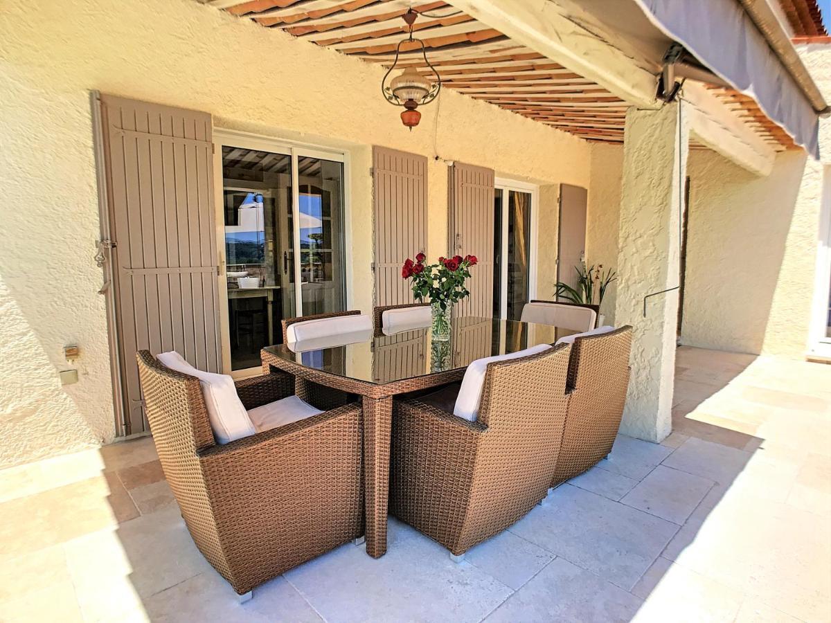 3 Bedrooms Villa Near Cannes - Pool & Jacuzzi - Sea View Манделю-ла-Напул Екстериор снимка