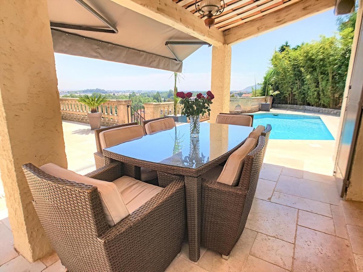 3 Bedrooms Villa Near Cannes - Pool & Jacuzzi - Sea View Манделю-ла-Напул Екстериор снимка