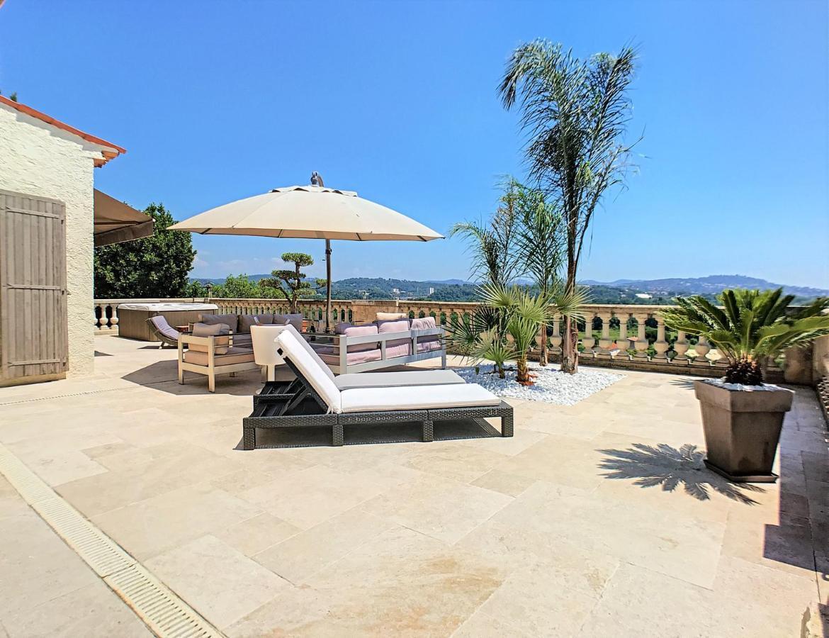 3 Bedrooms Villa Near Cannes - Pool & Jacuzzi - Sea View Манделю-ла-Напул Екстериор снимка